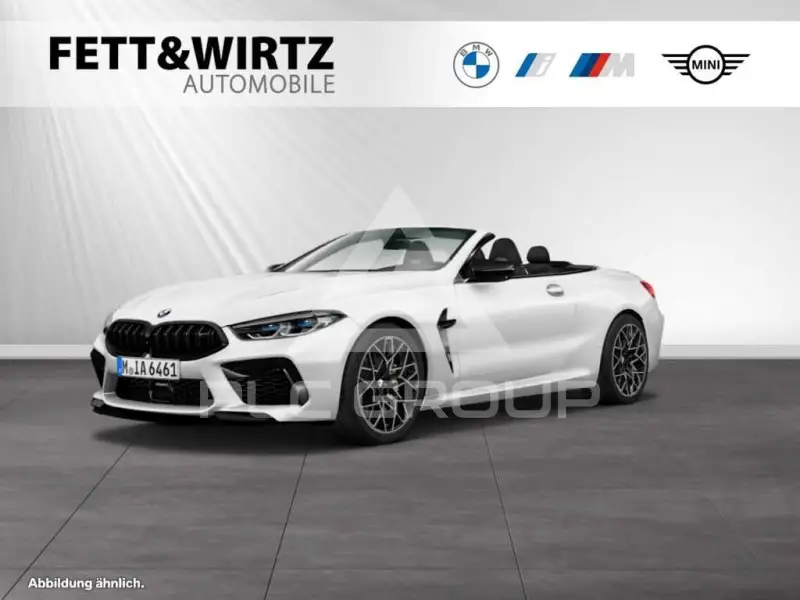 2022 BMW M8