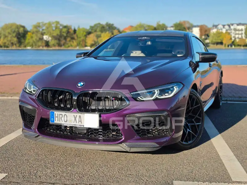 2022 BMW M8