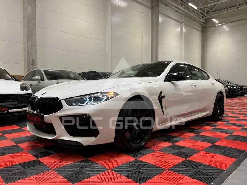 2022 BMW M8