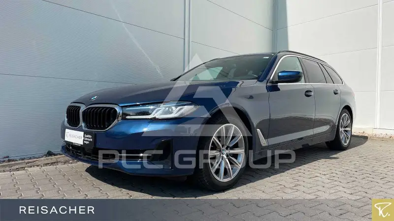 2022 BMW 520