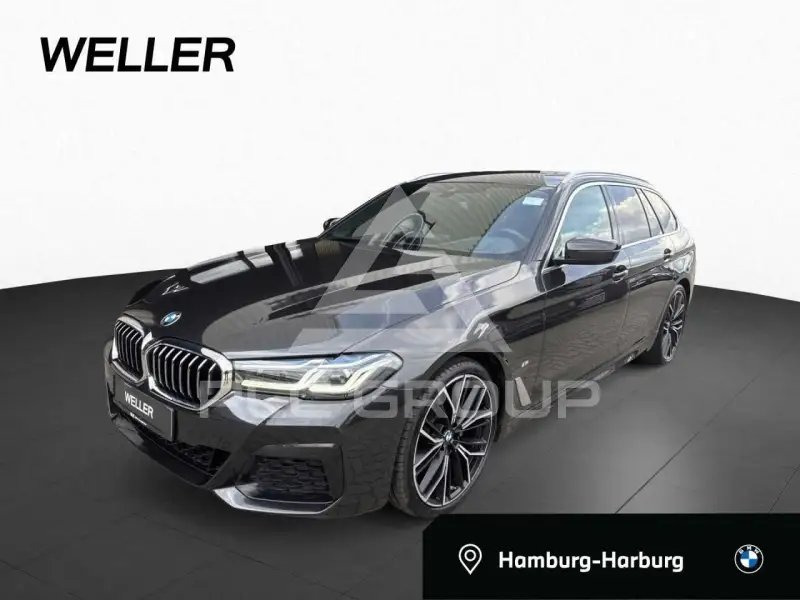 2022 BMW 520
