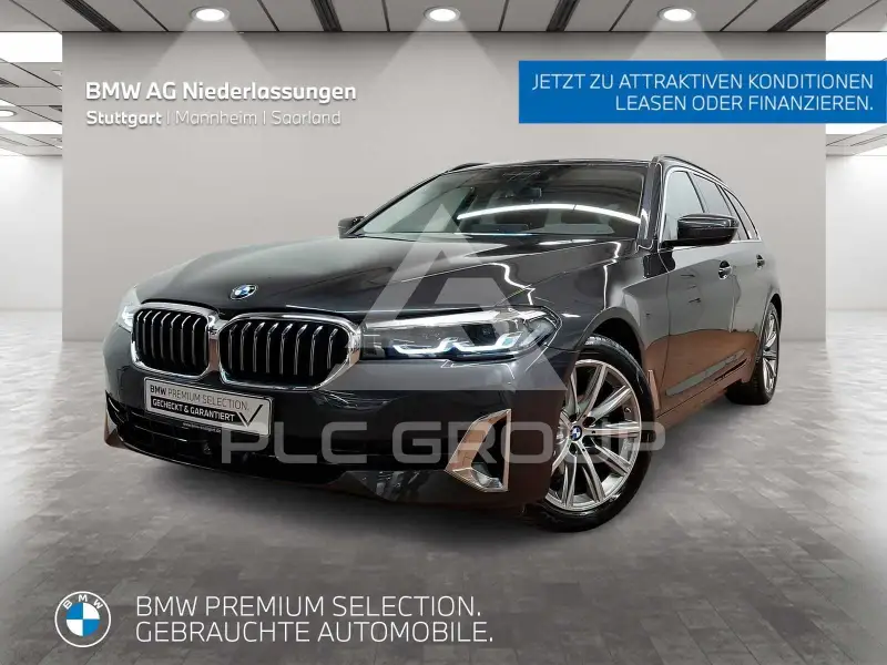 2022 BMW 520