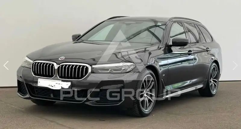 2022 BMW 520