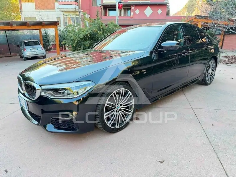 2020 BMW 520