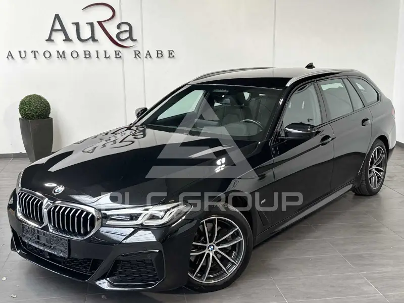 2022 BMW 520