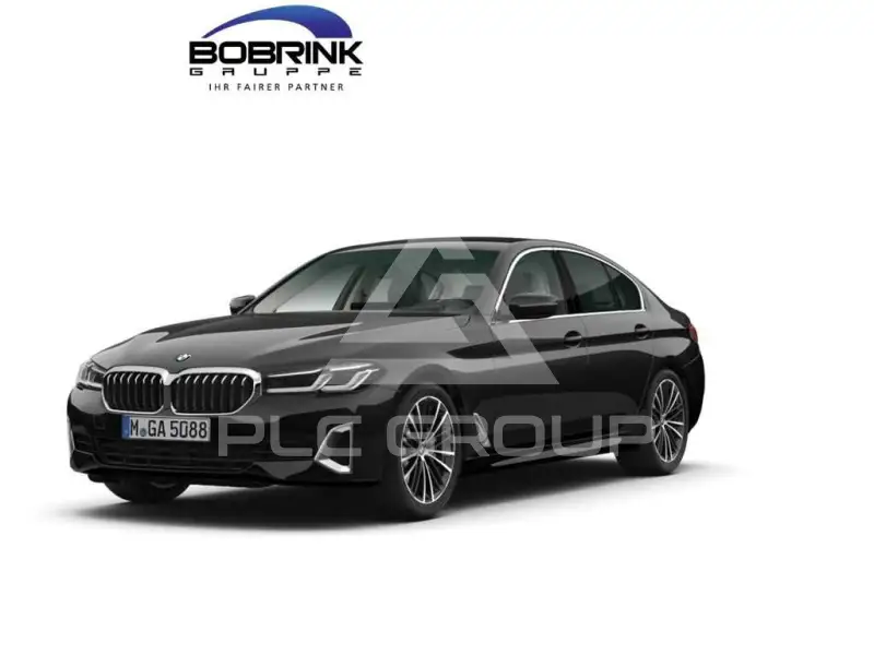 2022 BMW 520