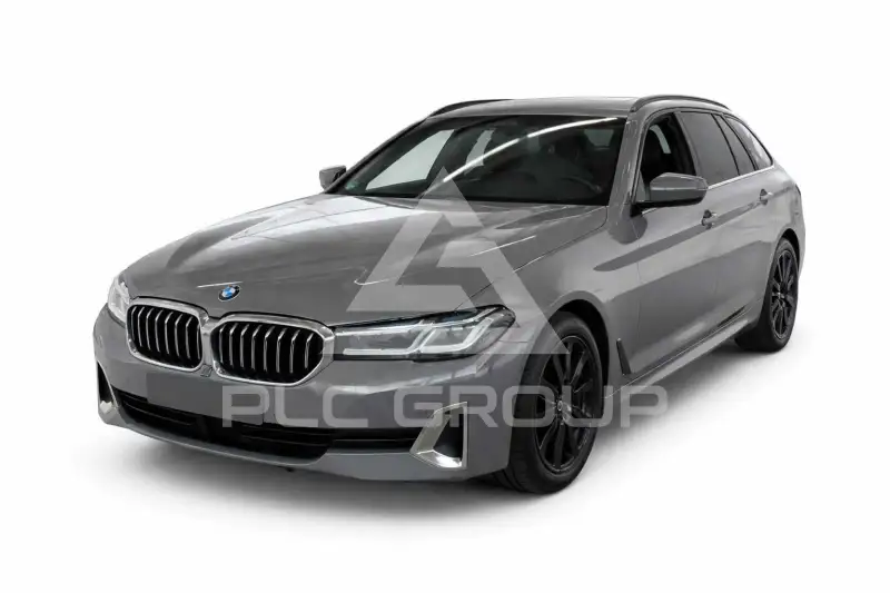 2022 BMW 520