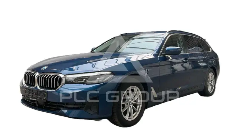 2022 BMW 520