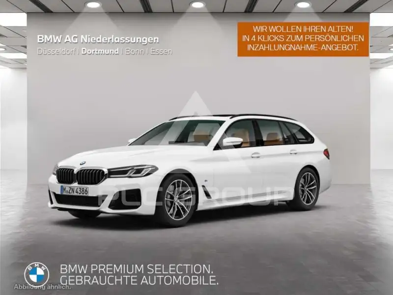 2022 BMW 520