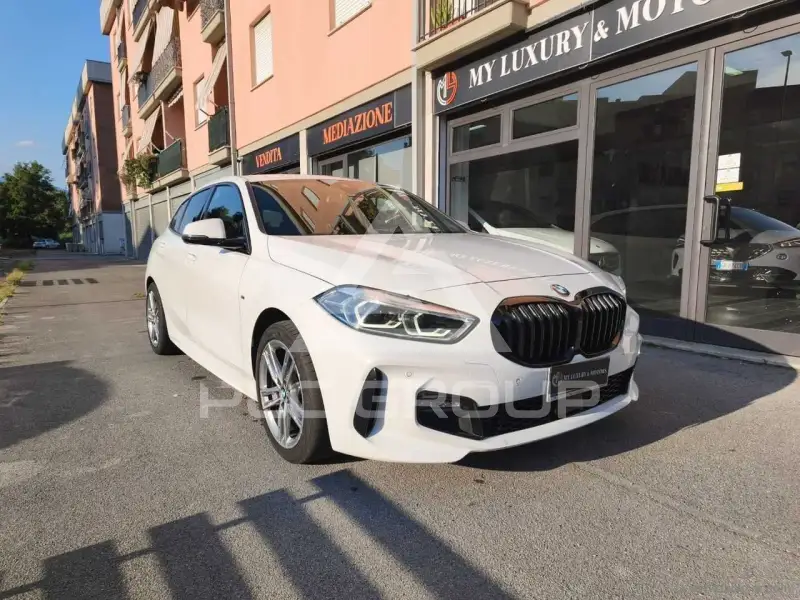 2022 BMW 116