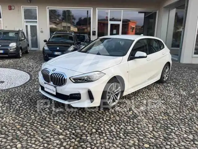 2022 BMW 116