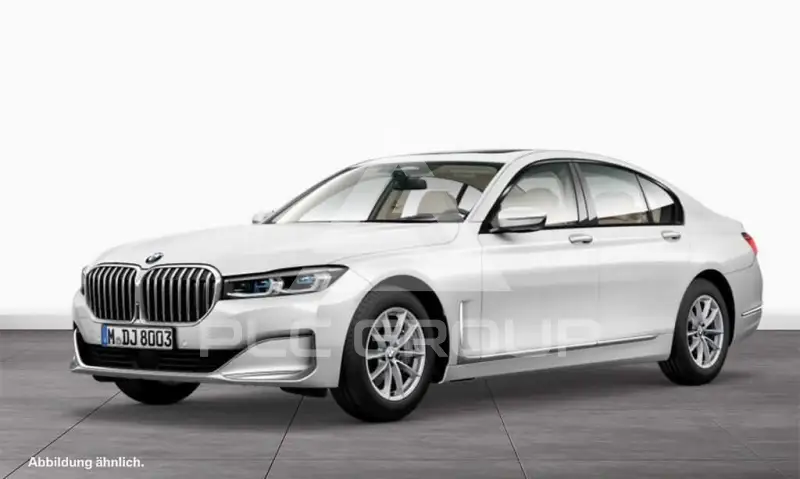 2022 BMW 730