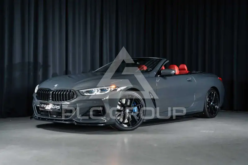 2022 BMW M8