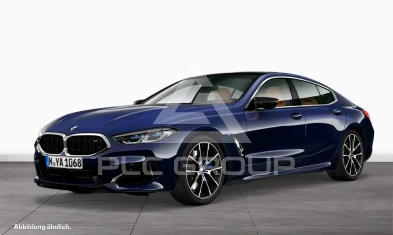 2022 BMW M8