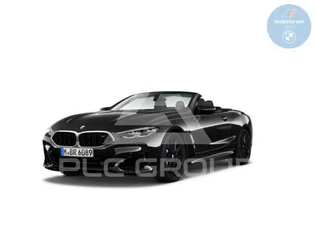 2022 BMW M8