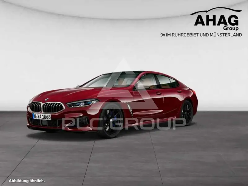 2022 BMW M8