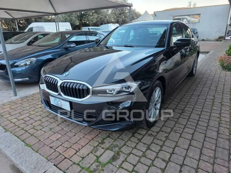 2022 BMW 318