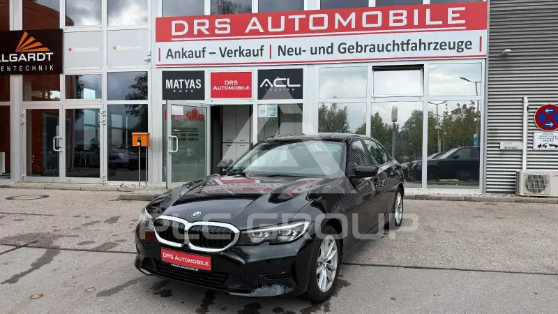 2022 BMW 318