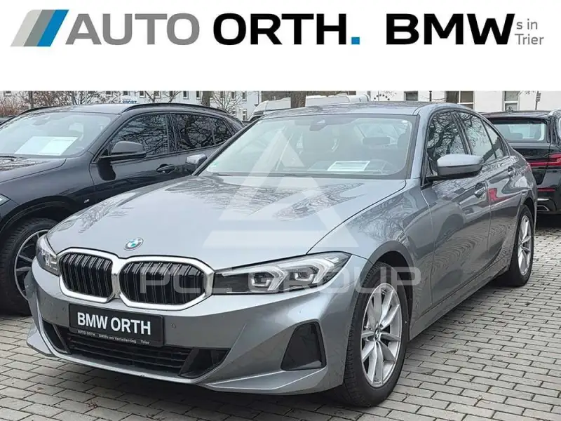 2022 BMW 318