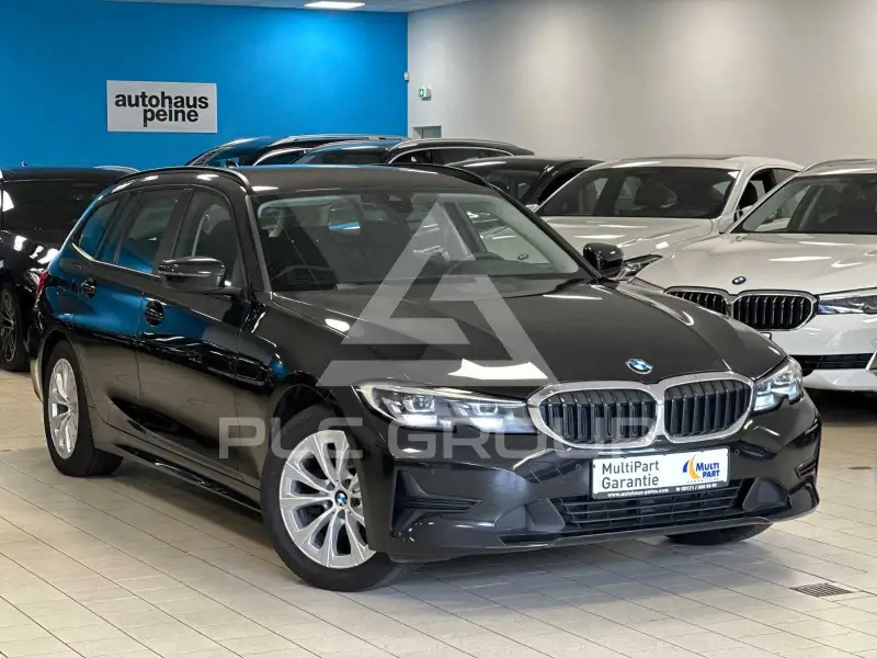 2022 BMW 318