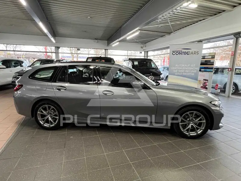 2022 BMW 318