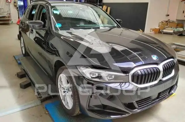 2022 BMW 318