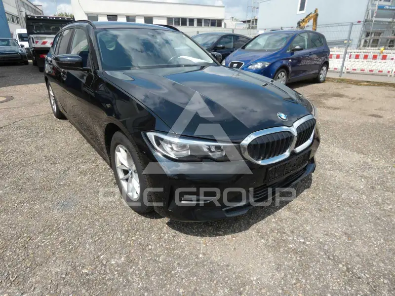 2022 BMW 318