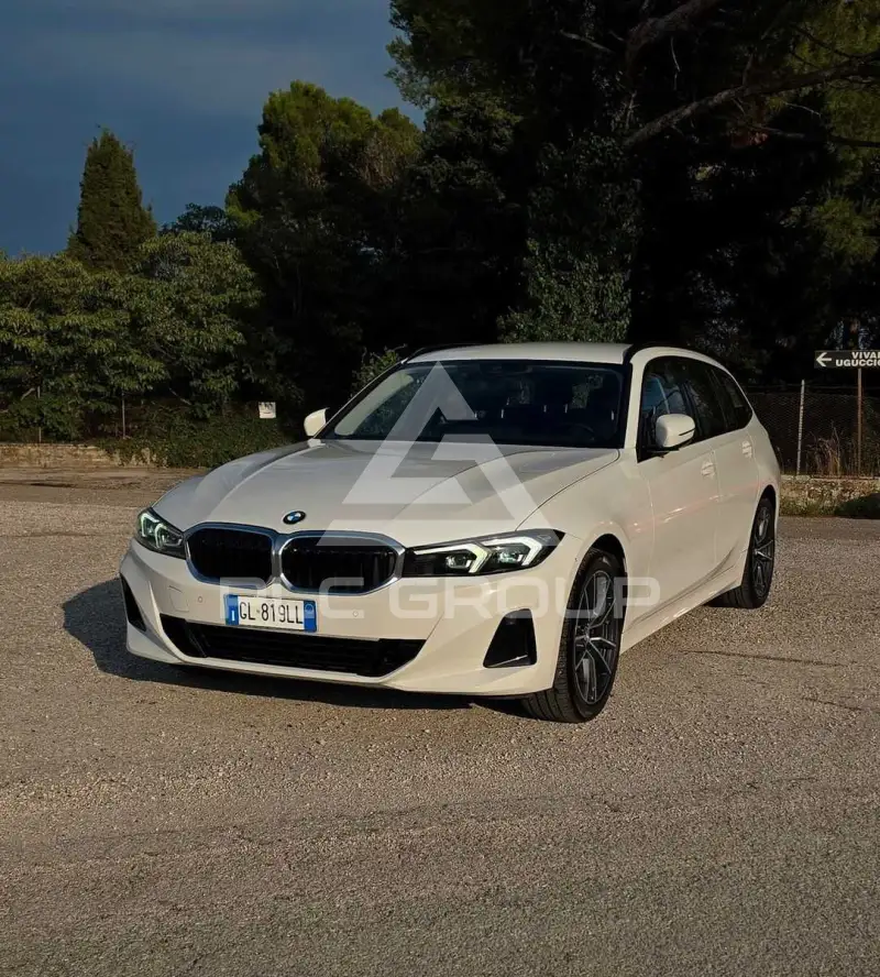 2022 BMW 318