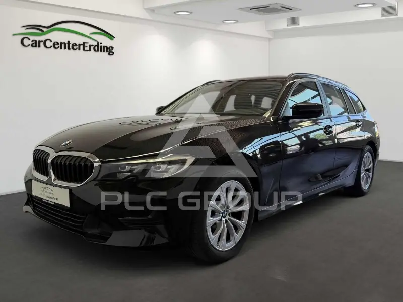 2022 BMW 318