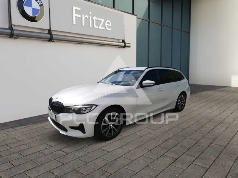 2022 BMW 318