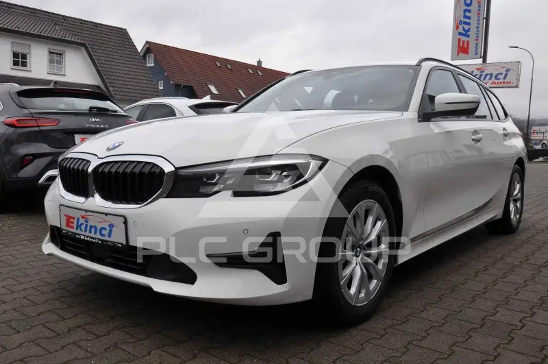 2022 BMW 318