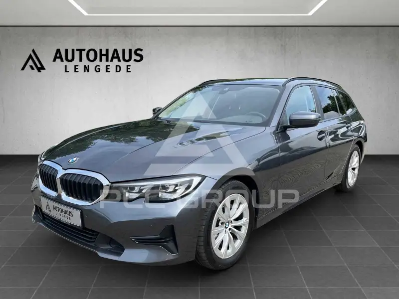 2022 BMW 318