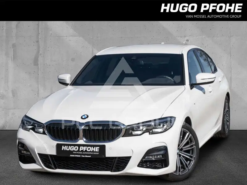 2022 BMW 318