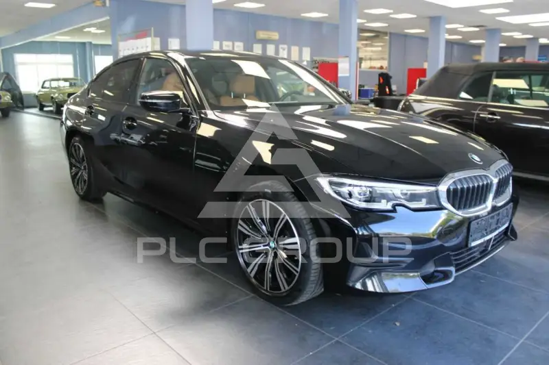 2022 BMW 318