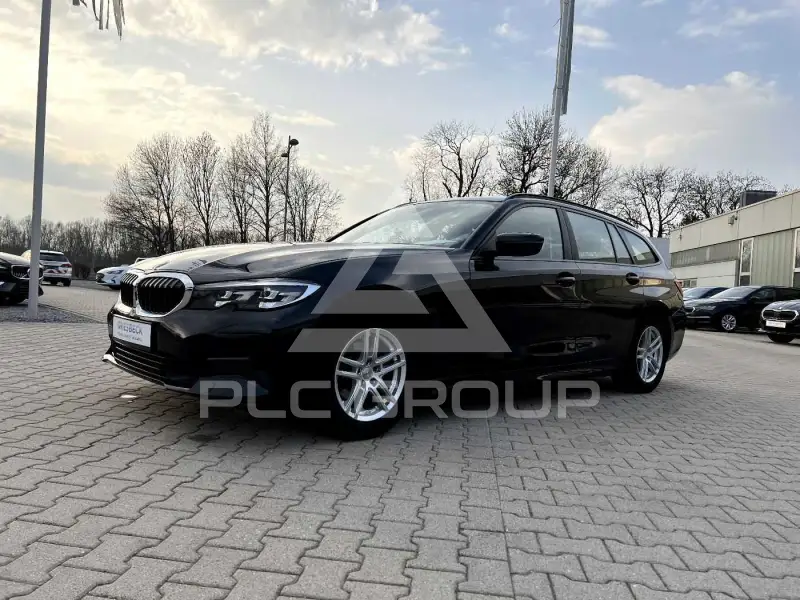 2022 BMW 318