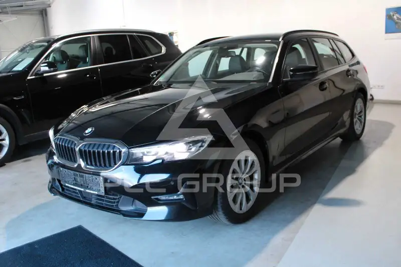 2022 BMW 318