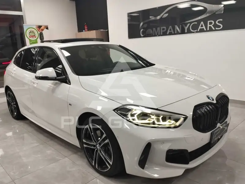 2022 BMW 118