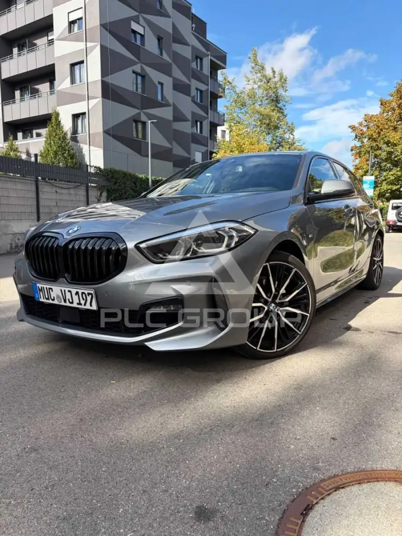 2022 BMW 118