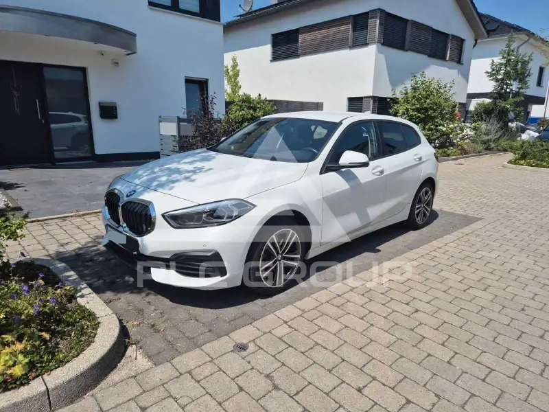 2022 BMW 118
