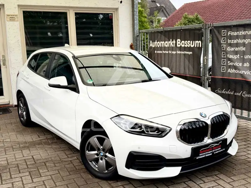 2022 BMW 118