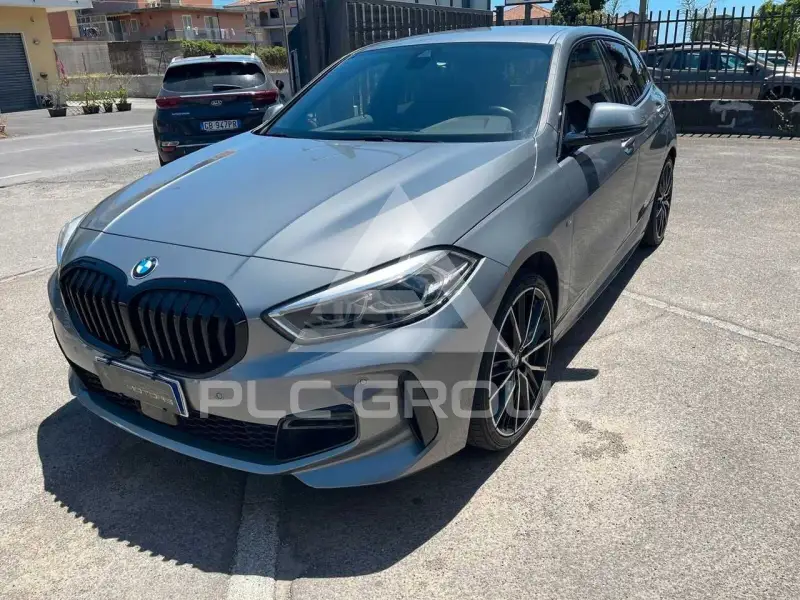 2022 BMW 118