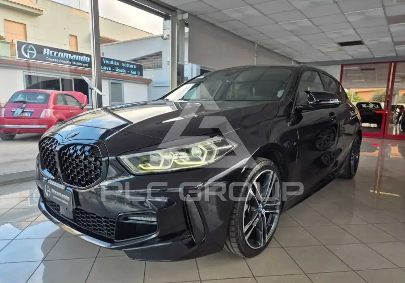 2022 BMW 118
