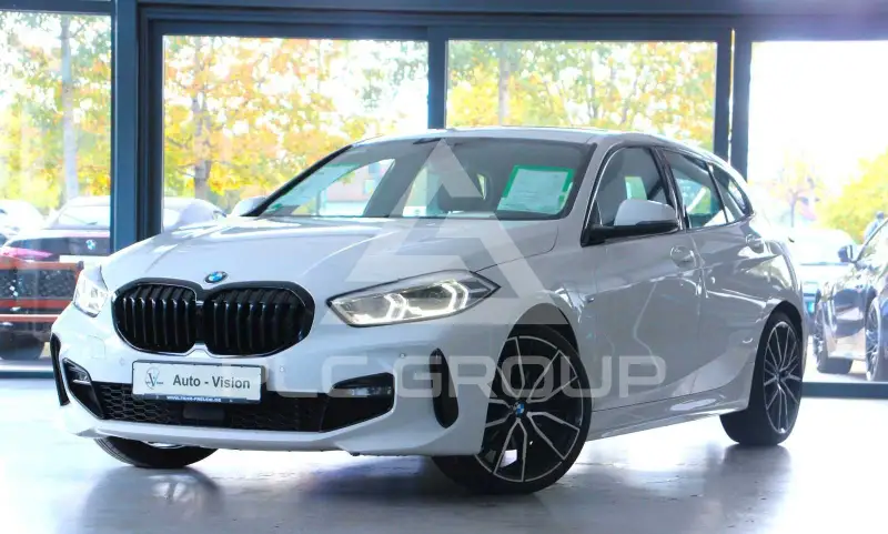 2022 BMW 118