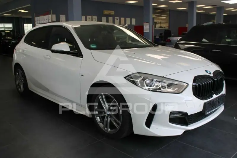 2022 BMW 118