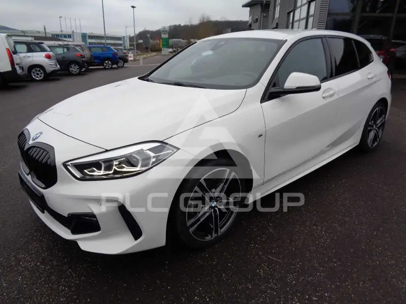 2022 BMW 118