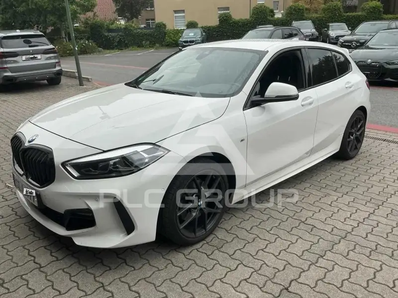 2022 BMW 118