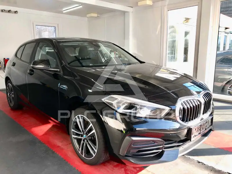 2022 BMW 118