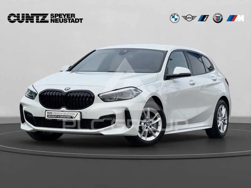 2022 BMW 118