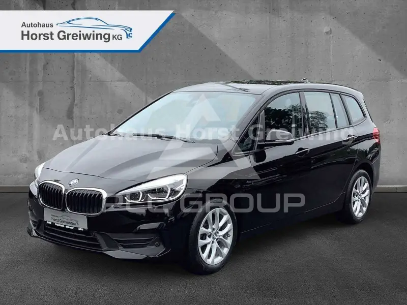 2022 BMW 218