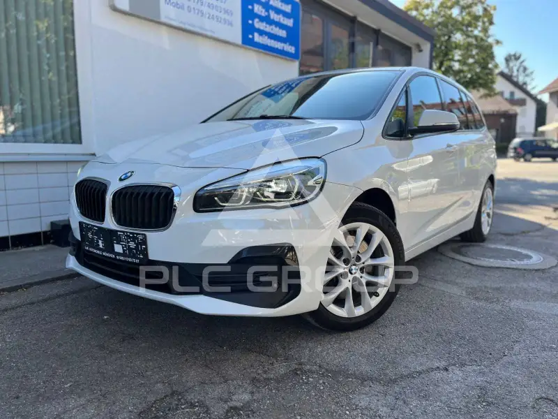 2022 BMW 218